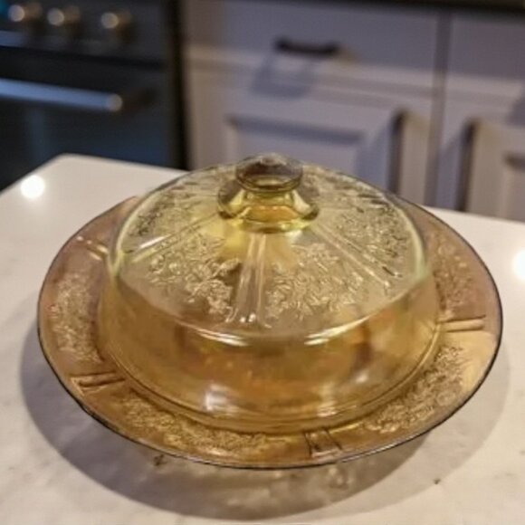 Federal Glass Cabbage Rose Dish - Picture 1 of 7